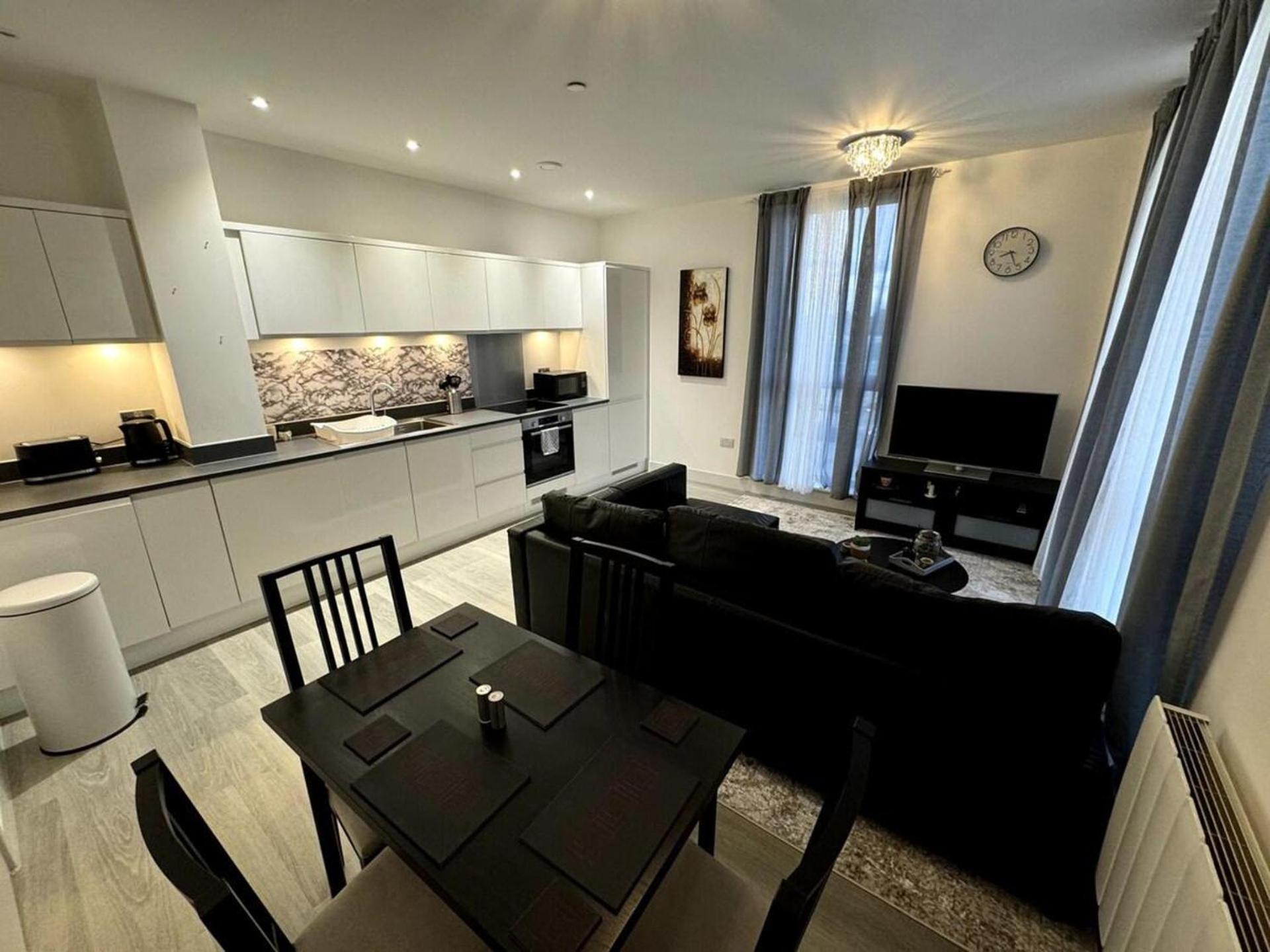 Cozy Bracknell Apartment With Modern Amenities Eksteriør bilde